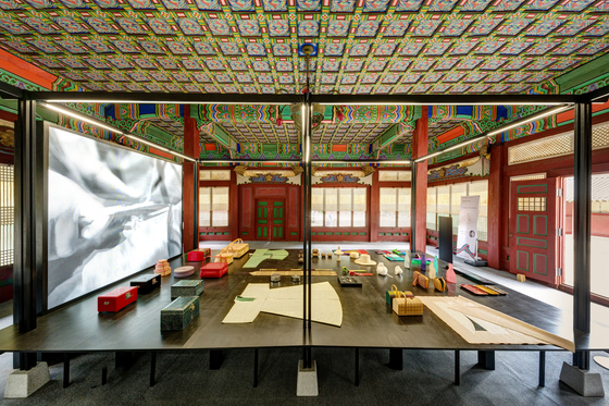 Deoksu Palace's Deokhongjeon [KOREA HERITAGE SERVICE] 