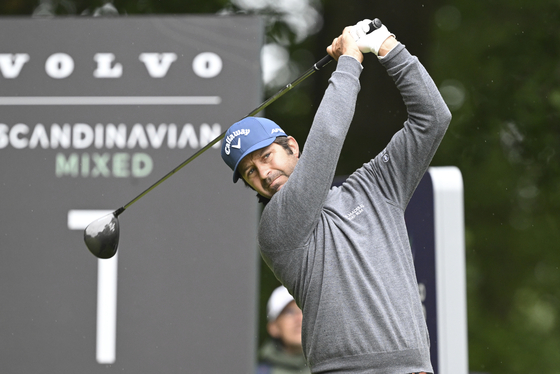 Spain's Jorge Campillo plays off the first tee during the third day of the Scandinavian Mixed DP World Tour Championship golf tournament, at Vasatorps Golf Club outside Helsingborg in Sweden on June 8. [AP/YONHAP]