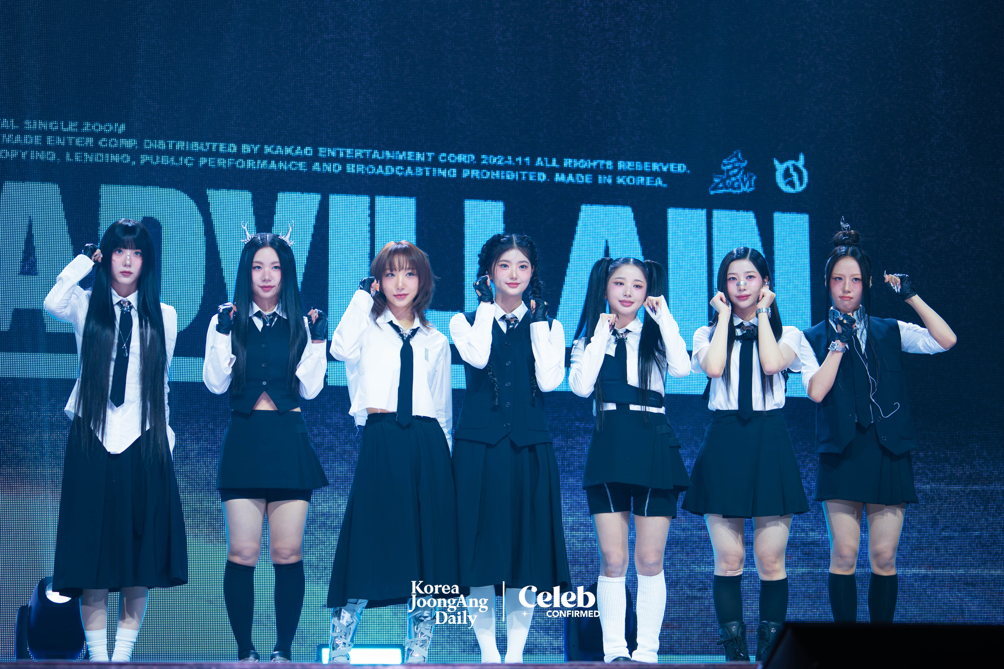 Girl group Badvillain poses for the cameras during a press showcase held on Tuesday at the Yes24 Live Hall, eastern Seoul. [DANIELA GONZALEZ PEREZ]