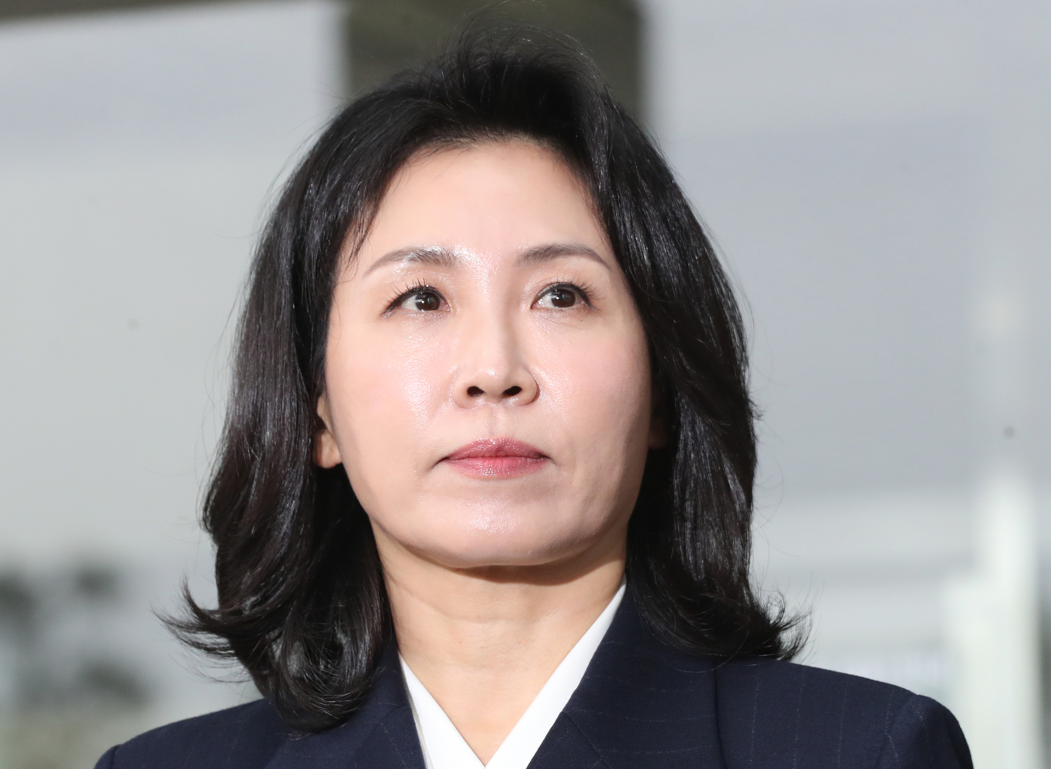 Kim Hye-kyung, wife of main opposition leader Lee Jae-myung, appears from a courtroom in Suwon, south of Seoul, on Nov. 14, 2024. [NEWS1]