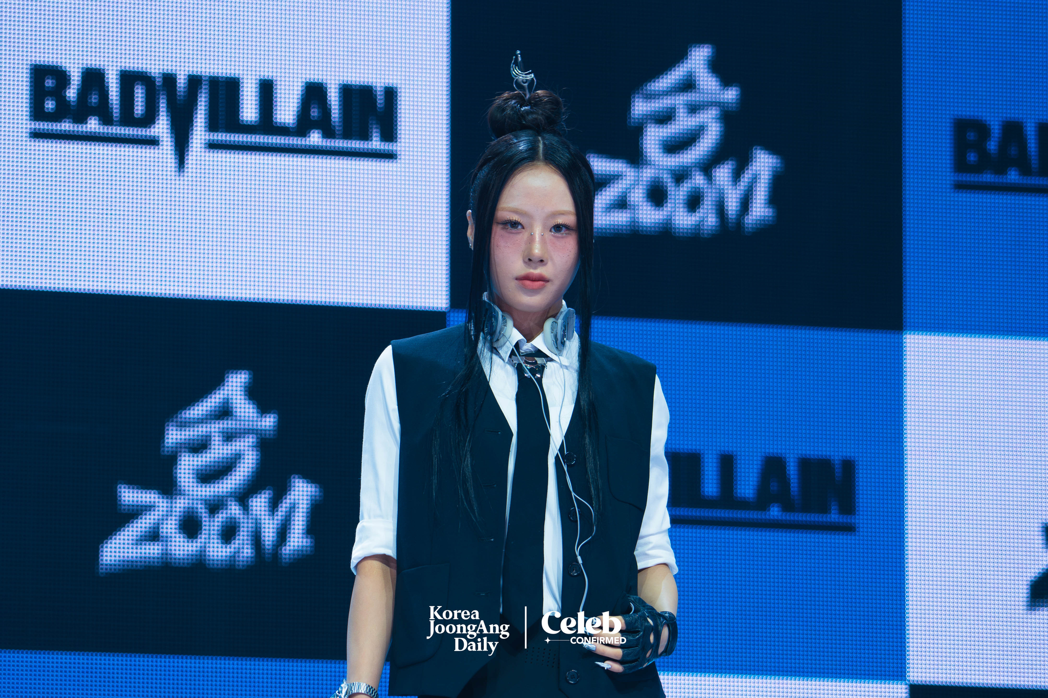 Badvillain’s Ina poses for the cameras during a press showcase held on Tuesday at the Yes24 Live Hall, eastern Seoul. [DANIELA GONZALEZ PEREZ]