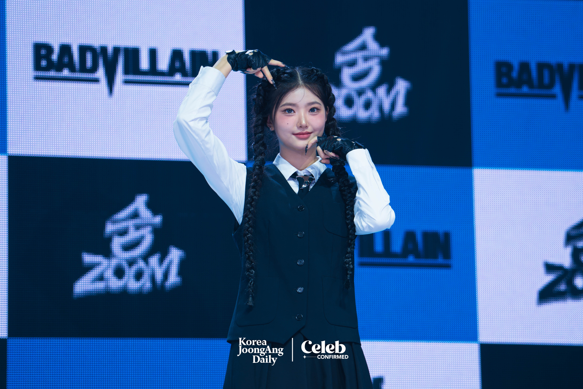 Badvillain’s Kelly poses for the cameras during a press showcase held on Tuesday at the Yes24 Live Hall, eastern Seoul. [DANIELA GONZALEZ PEREZ]