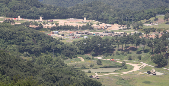 Terminal High Altitude Area Defense (Thaad) interceptors at its base that was formerly a golf range in Sangju, North Gyeongsang, on June 22. [YONHAP]