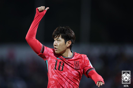 Korea's Lee Kang-in reacts during a game against Palestine at Amman International Stadium in Amman, Jordan on Tuesday.  [NEWS1]