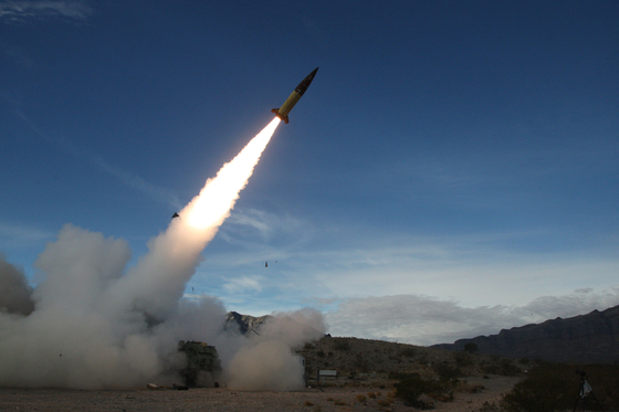 The U.S. Army conducts live fire tests of the Army Tactical Missile System (ATACMS) at the White Sands Missile Range in New Mexico on Dec. 14, 2021, in a photo provided by the U.S. Department of Defense. [AFP/YONHAP]