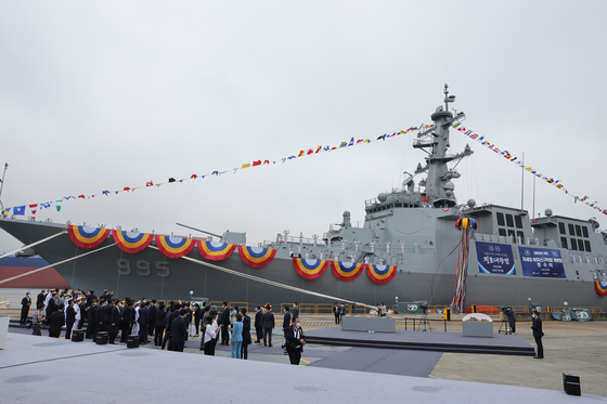 A launch ceremony for the Navy destroyer ROKS Jeongjo the Great takes place at the Hyundai Heavy Industries Co. shipyard in Ulsan on July 28, 2022. [YONHAP]