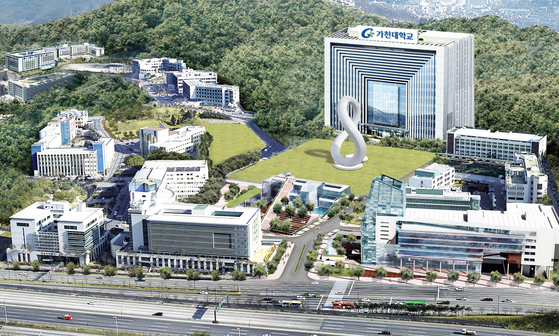 Gachon University in Seongnam, Gyeonggi, placed 17th on the university rankings compiled by 800 high school students. [GACHON UNIVERSITY]