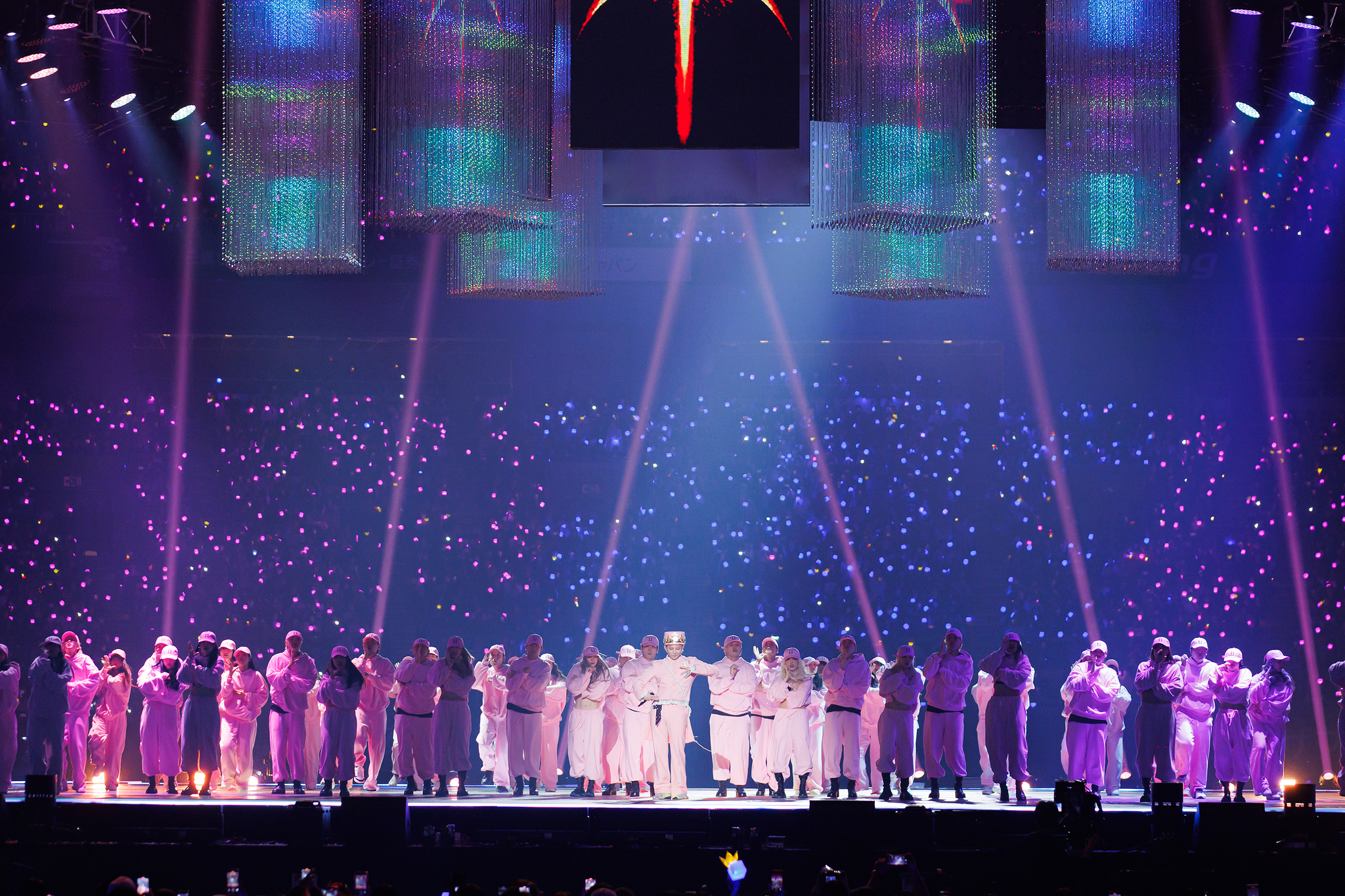 G-Dragon of Big Bang performing at the 2024 MAMA Awards on Nov. 23 at the Kyocera Dome in Osaka, Japan [CJ ENM]