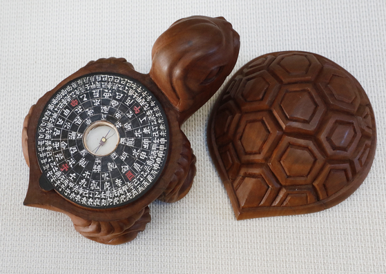 Geobuk yundo are shaped like a turtle.  [PARK SANG-MOON] 