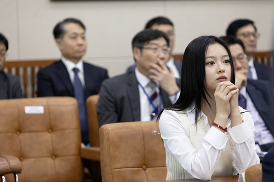 Hanni, member of girl group NewJeans, at the National Assembly on Oct. 15 [JOINT PRESS CORPS]