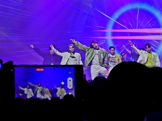 Boy band Teen Top performs during the ″2023 Teen Top we gonna rock it drop it top it hey don't stop it pop it LIVE″ concert. [YOON SO-YEON]