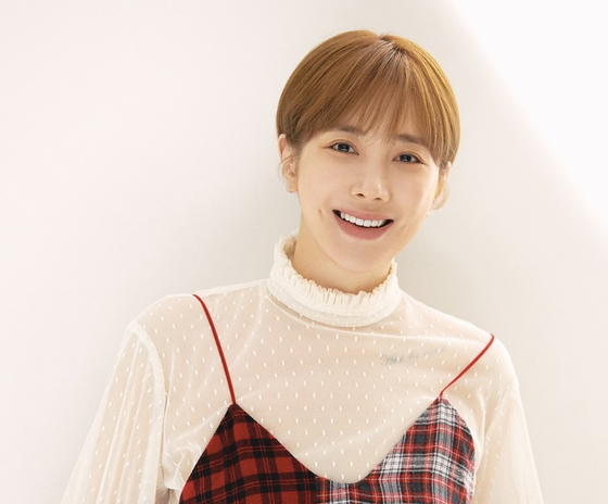 Singer Seo In-young [SW ENTERTAINMENT]