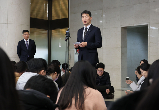 Financial Supervisory Service (FSS) Gov. Lee Bok-hyun speaks to the press at the Korea Federation of Banks building in central Seoul on Thursday. [YONHAP]