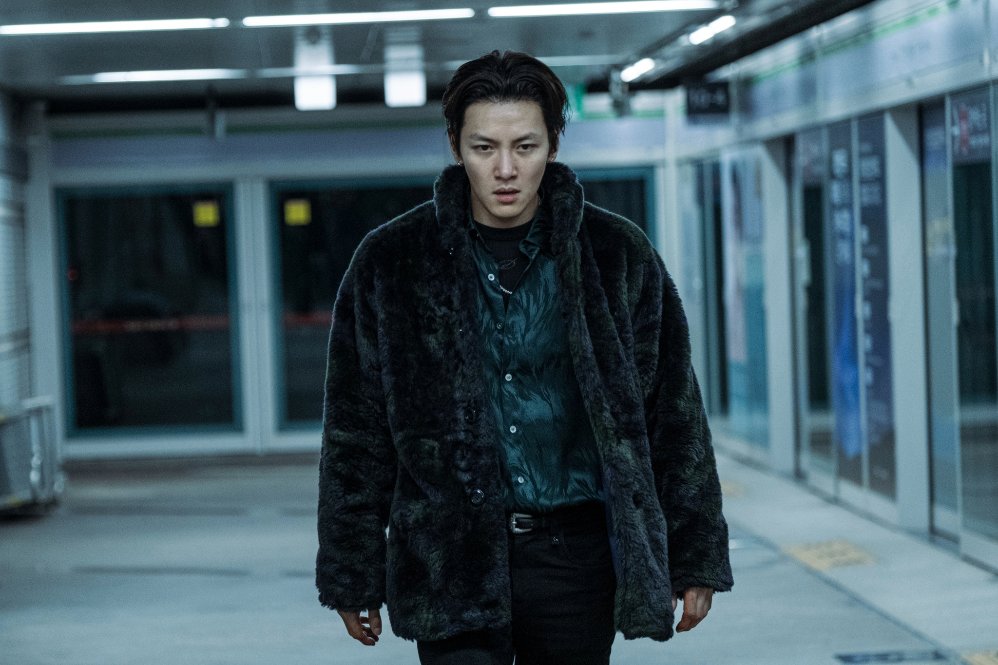 Still from Disney+'s latest action series ″Gangnam B-Side″ [WALT DISNEY COMPANY KOREA]