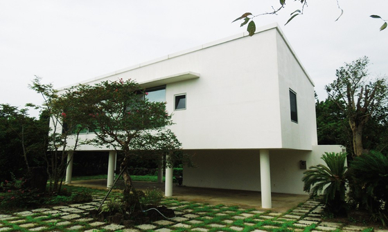 Park Seo-bo's house in Jeoji Artists' Village on Jeju Island [SCREEN CAPTURE]