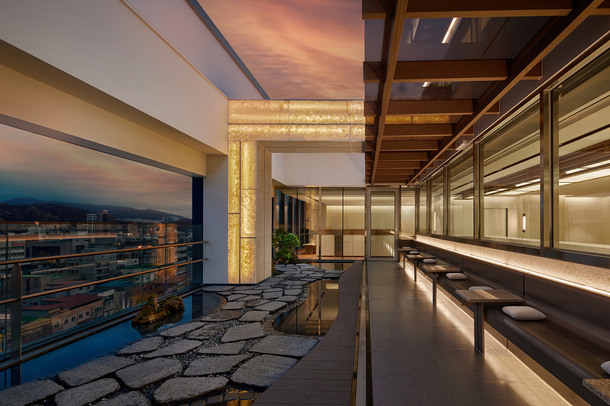 Rooftop lounge at Shilla Stay Jeonju in Jeonju, North Jeolla, slated to open on Dec. 10. [SHILLA STAY]