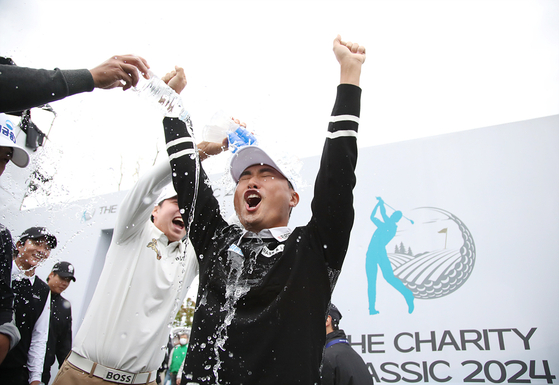Cho Woo-young celebrates after winning The Charity Classic on the Legend Course at Seolhaeone in Yangyang, Gangwon on Oct. 20. [YONHAP] 