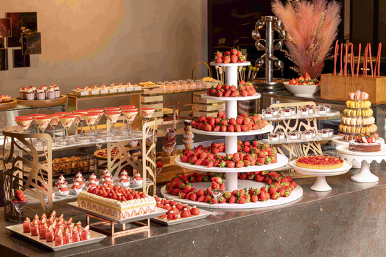 Strawberry buffet at DoubleTree by Hilton Seoul Pangyo in Gyeonggi [HILTON]