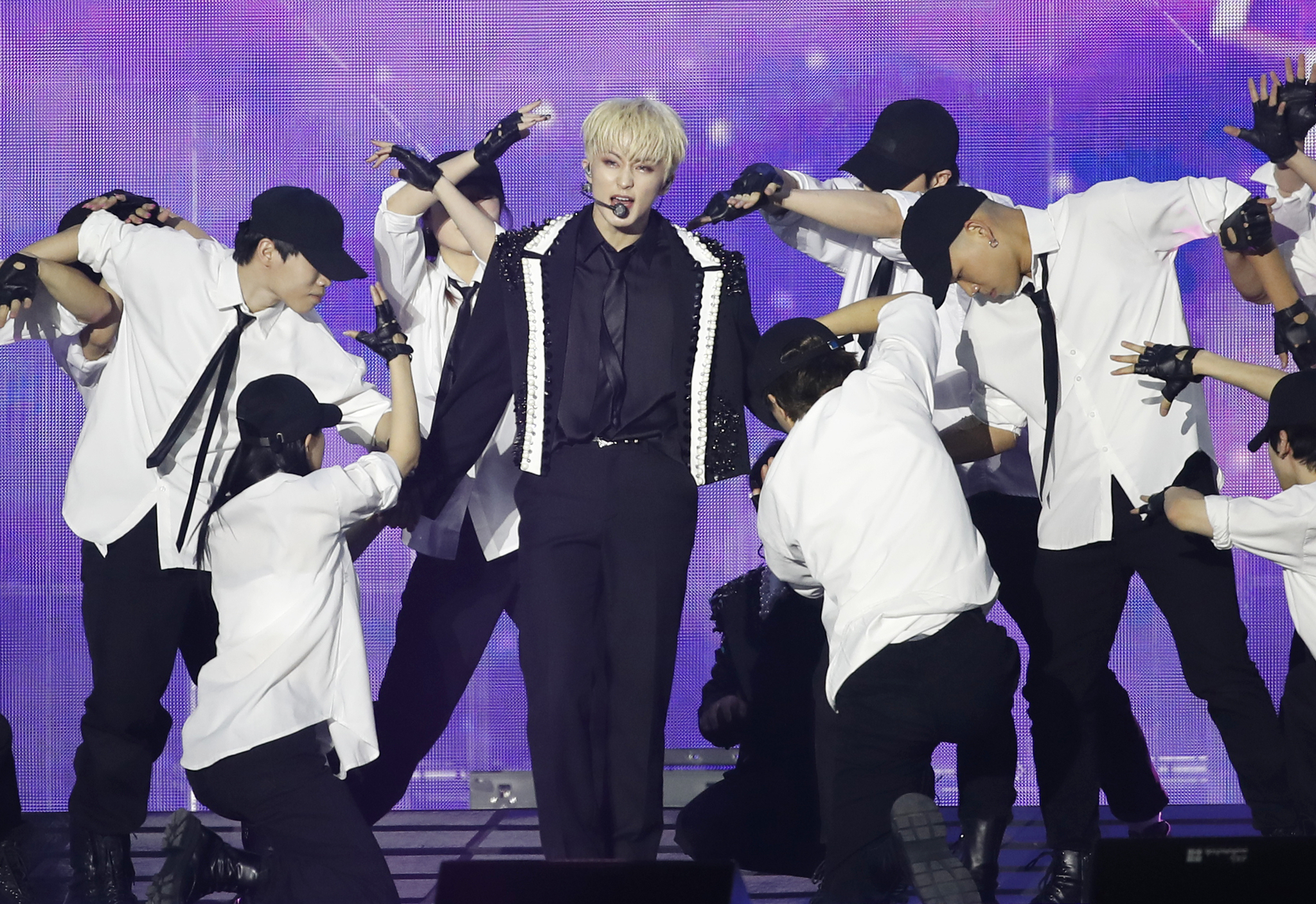 NCT's Mark performs at last year's Circle Chart Music Awards held on Jan. 10 in Busan. [NEWS1]