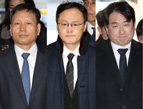 From left, Qoo10 CEO and founder Ku Young-bae, TMON CEO Ryu Gwang-jin and WeMakePrice co-CEO Ryu Hwa-hyeon [NEWS1] 