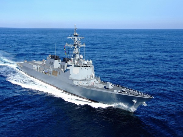 Sejong the Great, an Aegis equipped destroyer, during sea trials. [HYUNDAI HEAVY INDUSTRIES]