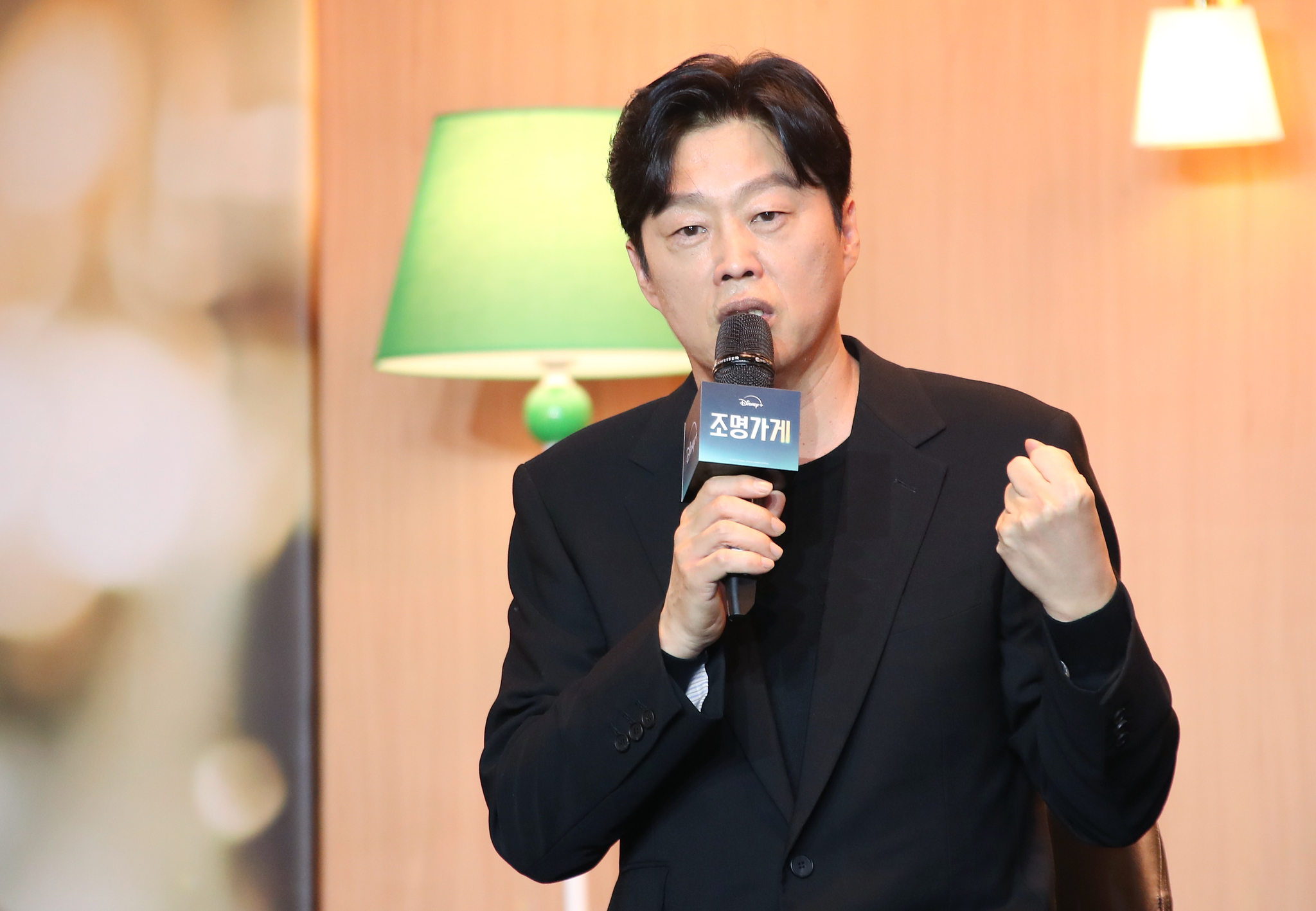 Kim Hie-won, the director of ″Light Shop″ speaks during a press conference held at Coex in southern Seoul on Dec. 3. [NEWS1] 