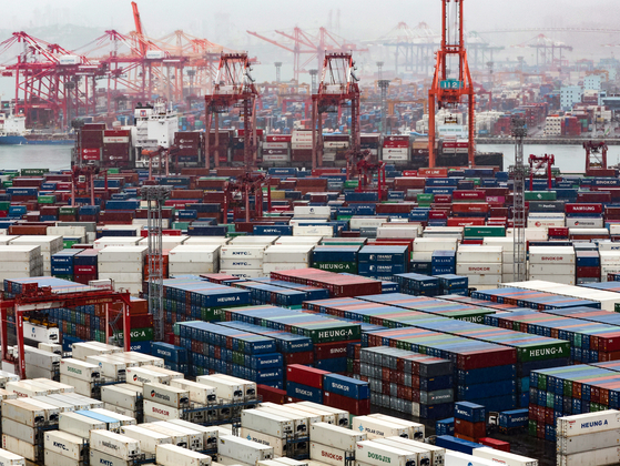 Shipping containers at a port in Busan [YONHAP]