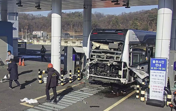 Remains of the exploded city bus parked at a hydrogen charging station in North Chungcheong on Dec. 23. [CHUNGBUK FIRE SERVICE HEADQUARTER]