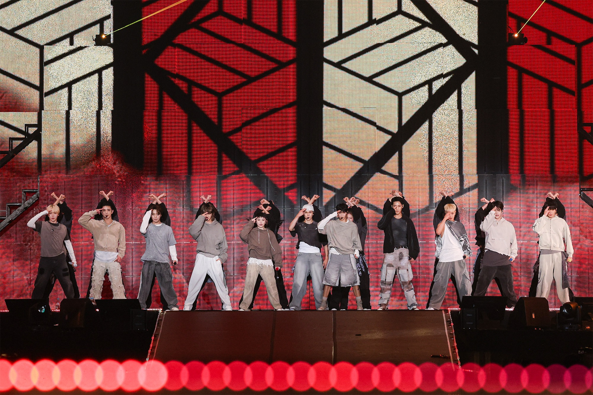 Boy band Seventeen during its Fukuoka PayPay Dome performance, held on Dec. 19, 21 and 22 in Japan as part of its ″Right Here″ world tour. [PLEDIS ENTERTAINMENT]