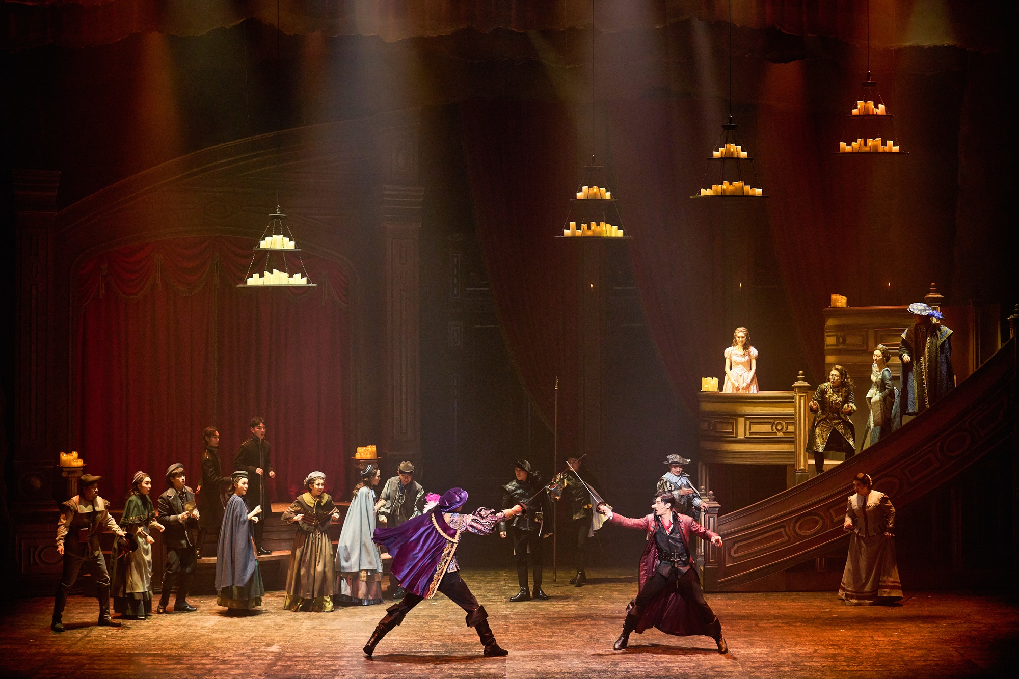 A scene from the musical "Cyrano," currently being staged at the Seoul Arts Center, southern Seoul. [RG COMPANY, CJ ENM] 