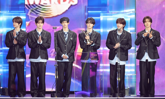 Boy group TWS speaks after winning the Best Digital Song award at the 39th Golden Disc Awards held at Mizuho PayPay Dome in Fukuoka, Japan, on Jan. 4. [GOLDEN DISC AWARDS ORGANIZING COMMITTEE]