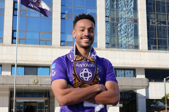 FC Anyang's new signee Bruno Mota poses in a photo shared on the club's official Facebook account on Jan. 3. [SCREEN CAPTURE]