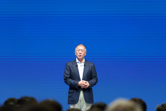 Hyundai Motor Group Executive Chair Euisun Chung on Monday's New Year event held at the Hyundai Motorstudio Goyang in Goyang, Gyeonggi. [CHO YONG-JUN]