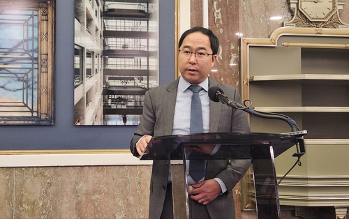 Sen. Andy Kim speaks during a press conference at the U.S. Capitol in Washington on Jan. 8. [YONHAP]