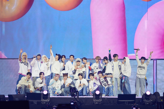Boy bands TVXQ, EXO, Super Junior and Riize perform together at the “SMTOWN Live 2025 [The Culture, The Future] in Seoul” held at the Gocheok Sky Dome in western Seoul on Jan. 11 and 12. [SM ENTERTAINMENT]