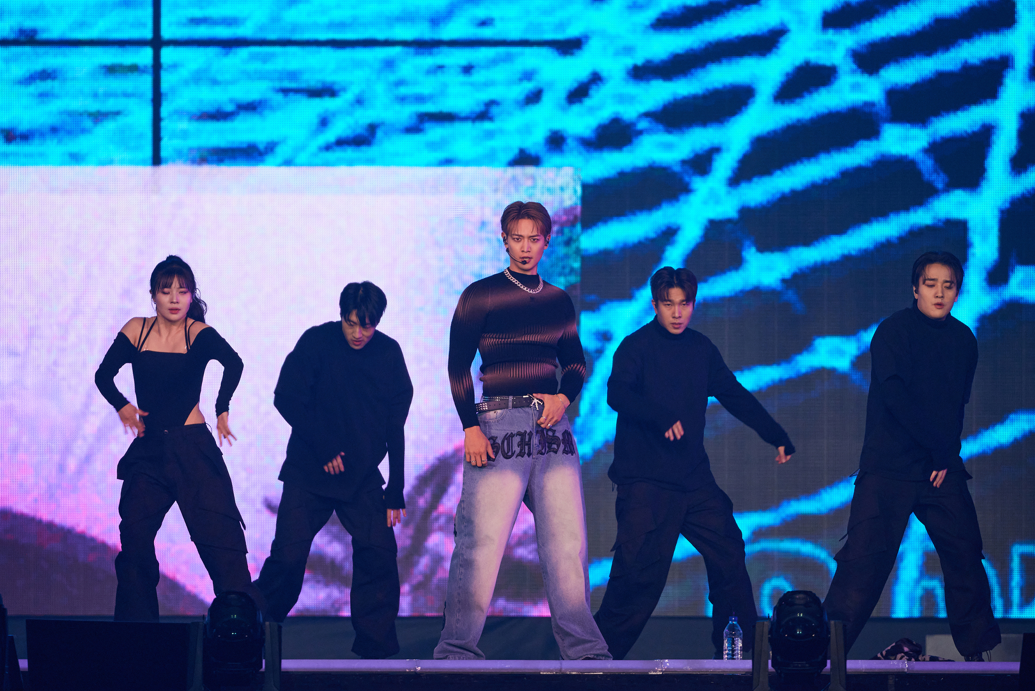 SHINee Minho performs at the “SMTOWN Live 2025 [The Culture, The Future] in Seoul” held at the Gocheok Sky Dome in western Seoul on Jan. 11 and 12. [SM ENTERTAINMENT]