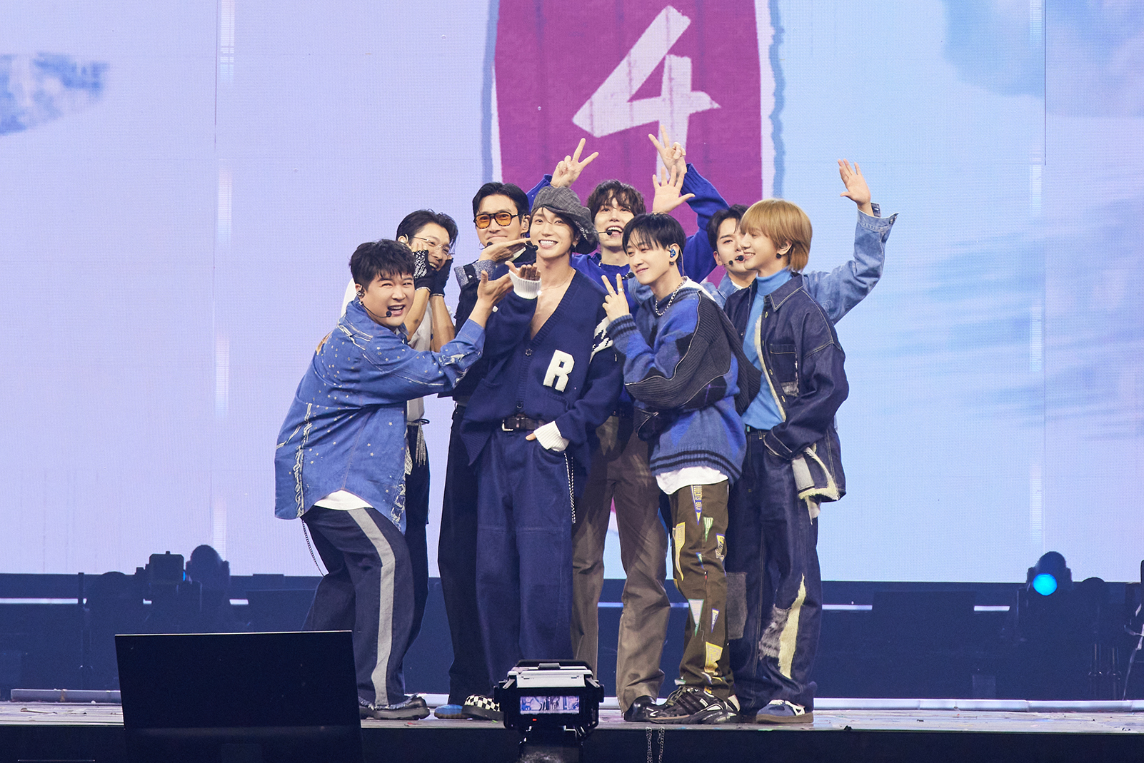 Boy band Super Junior performs at the “SMTOWN Live 2025 [The Culture, The Future] in Seoul” held at the Gocheok Sky Dome in western Seoul on Jan. 11 and 12. [SM ENTERTAINMENT]