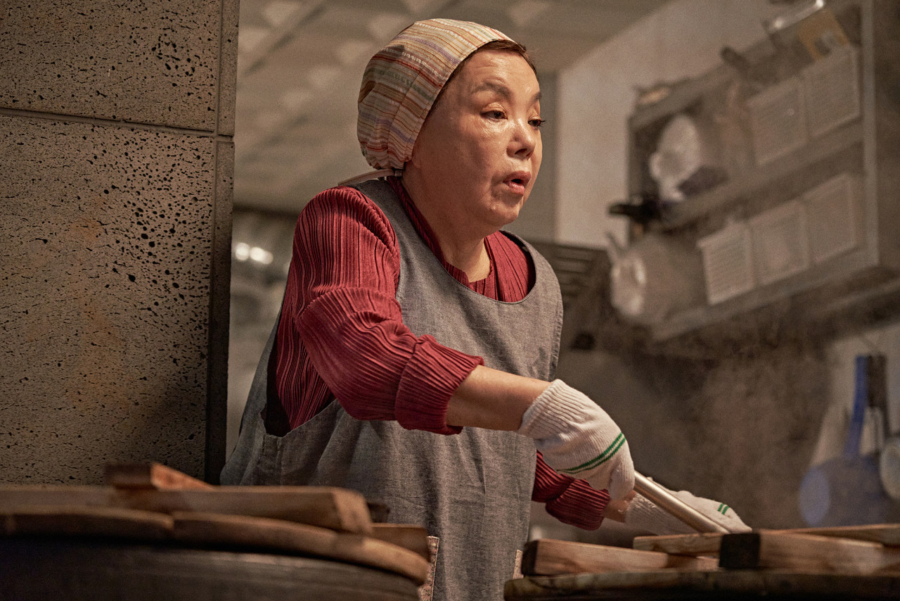 A still from “Thunderstruck Cop,″ featuring late actor Kim Soo-mi [JNC MEDIA GROUP]