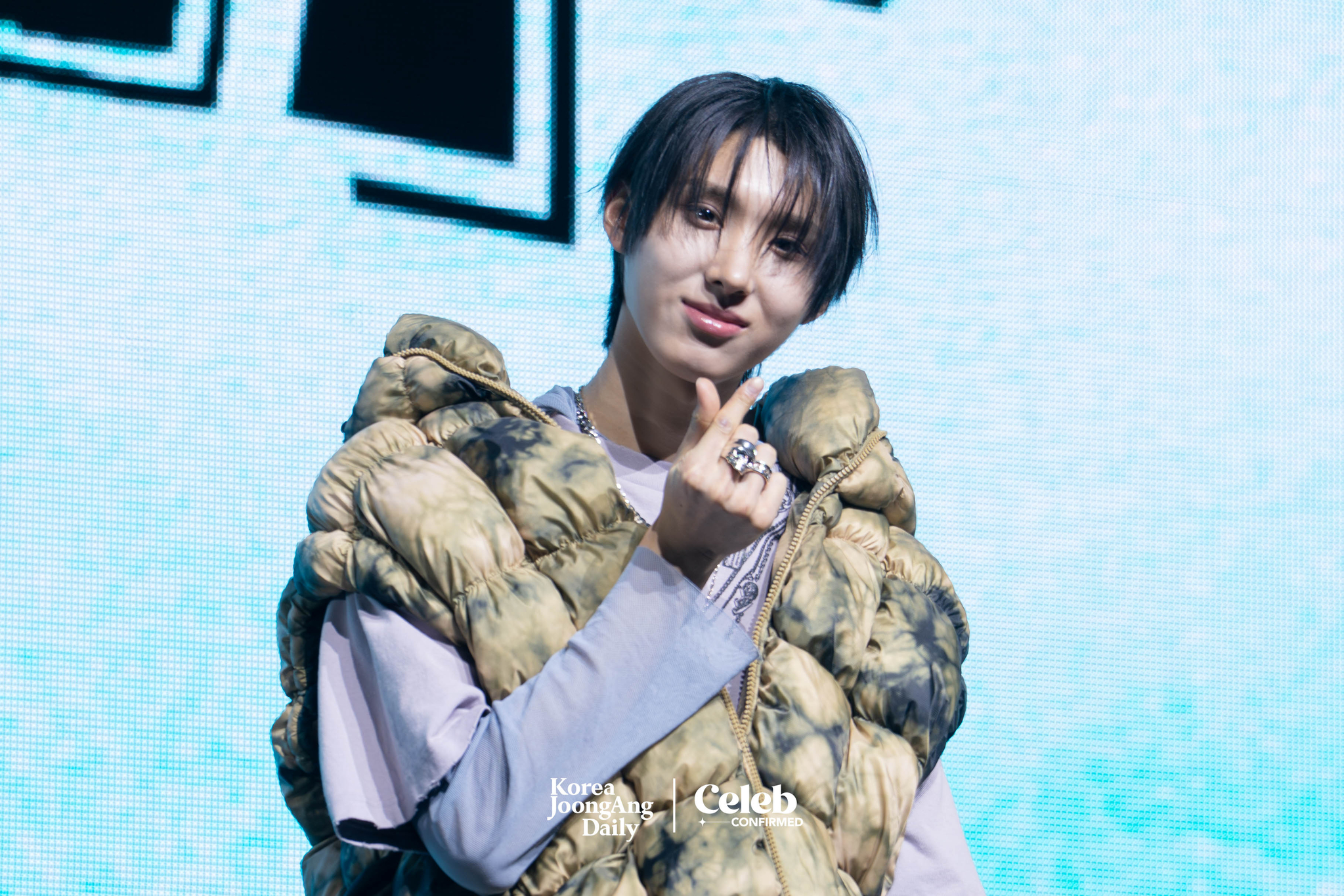 KickFlip's Juwang poses for photos during a showcase held on Jan. 20 at Yes24 Live Hall in eastern Seoul for the release of its first EP “Flip it, Kick it!” [DANIELA GONZALEZ PEREZ]