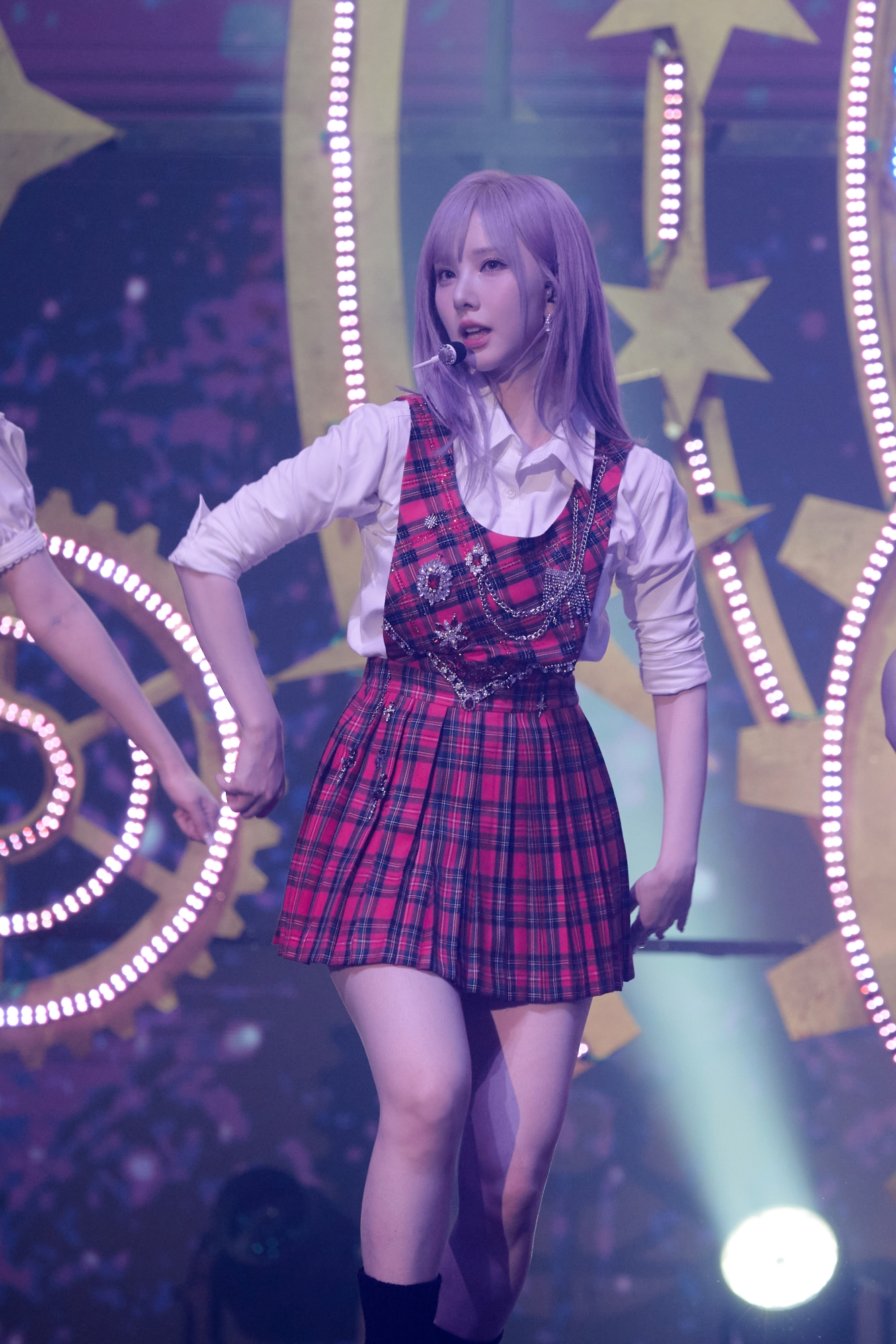 Member Eunha of girl group GFriend at the group's 10-year anniversary concert ″Season of Memories″ held at the Olympic Hall in southern Seoul from Jan. 17 to 19 [SOURCE MUSIC]