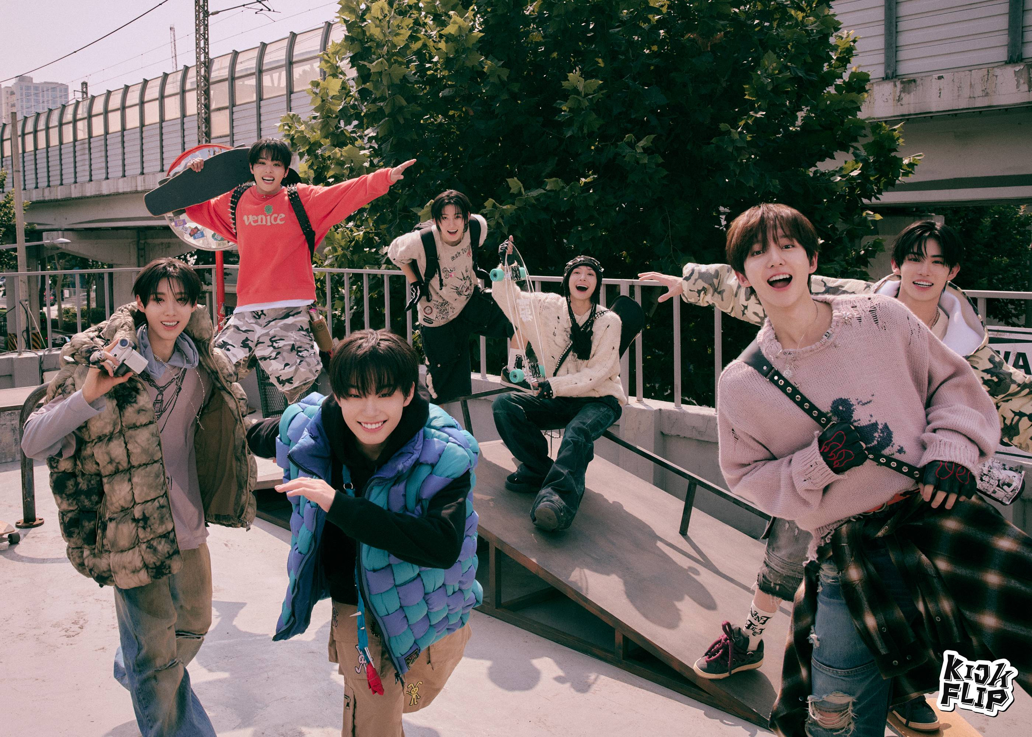 A promotional image for KickFlip's “Flip it, Kick it!” [JYP ENTERTAINMENT] 