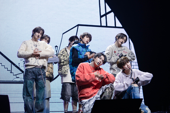 Boy band KickFlip perform its new song during its debut showcase held on Jan. 20 at the Yes24 Live Hall music venue in eastern Seoul. [DANIELA GONZALEZ PEREZ]