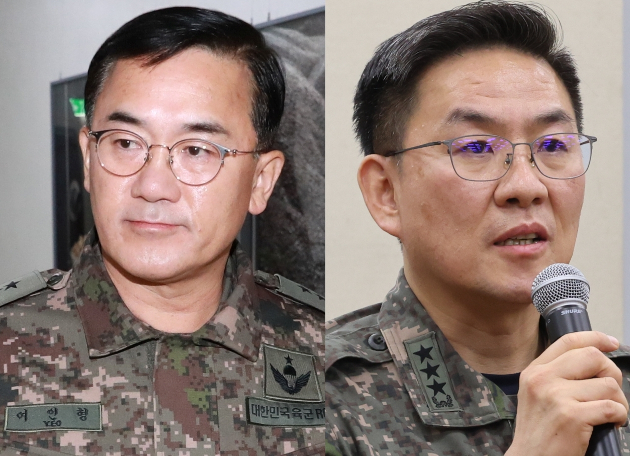 Yeo In-hyung, left, former head of the Defense Counterintelligence Command, and Lee Jin-woo, former head of the Capital Defense Command. [YONHAP]