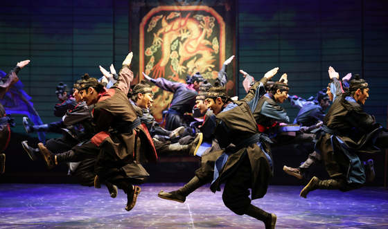 A scene from the musical ″Last Empress″ currently running at Sejong Center for the Arts in Jongno District, central Seoul [NEWS1]