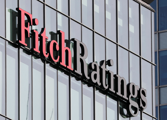 The Fitch Ratings logo is seen at the agency's offices in London on March 3, 2016. [REUTERS/YONHAP]