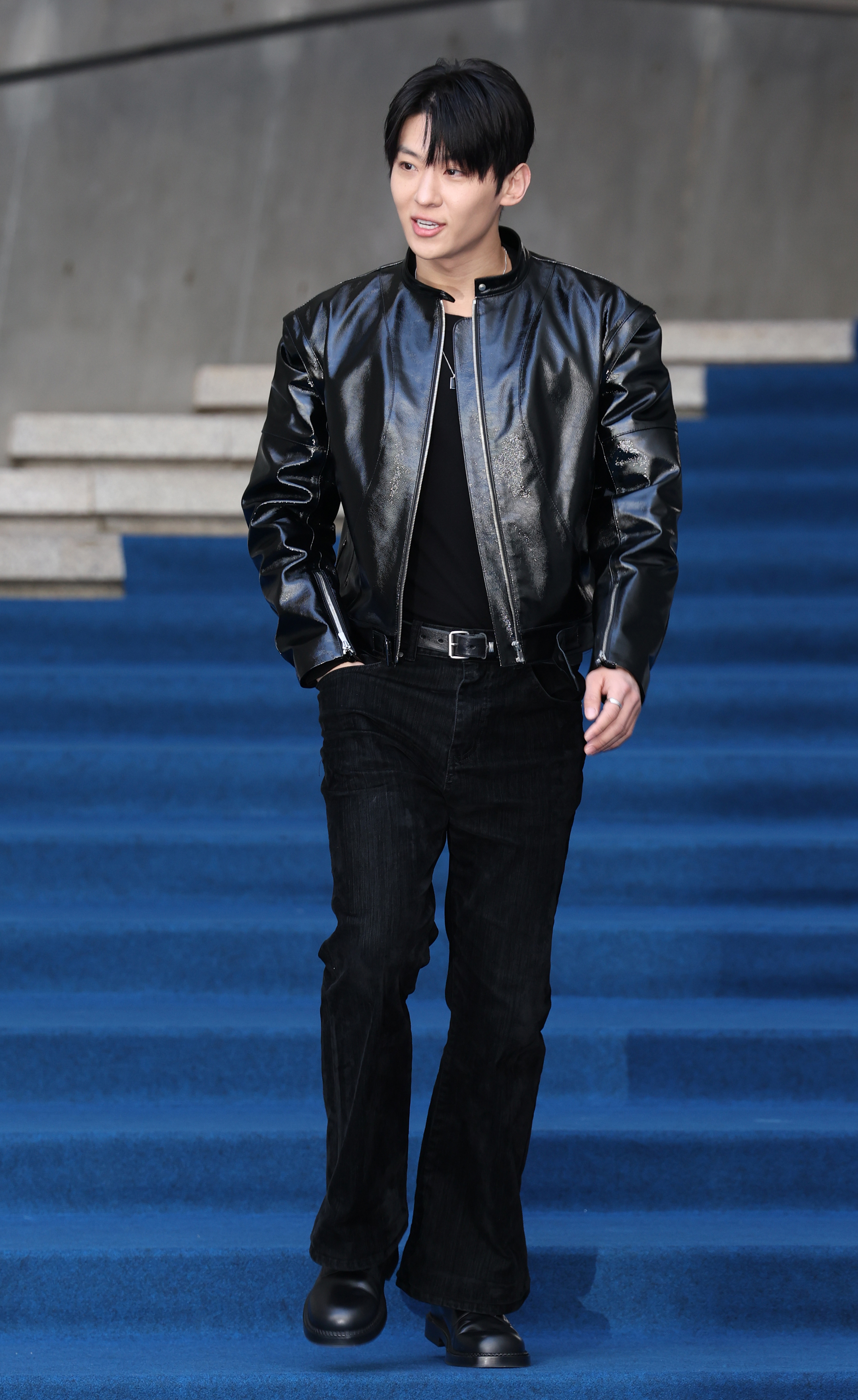 TV personality Dex attends Seoul Fashion Week 2025 Fall/Winter at Dongdaemun Design Plaza in Jung District, central Seoul, on Feb. 5. [NEWS1]