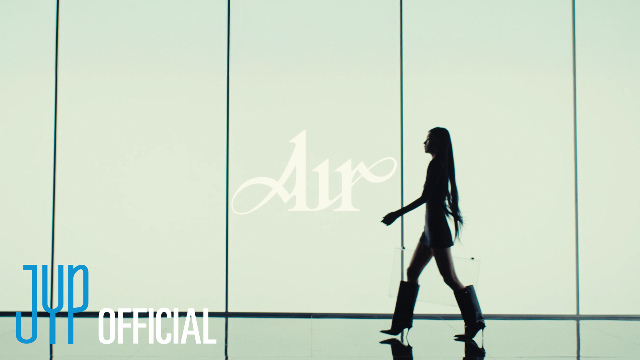 A promotional image for Yeji's upcoming solo EP “AIR” [JYP ENTERTAINMENT]
