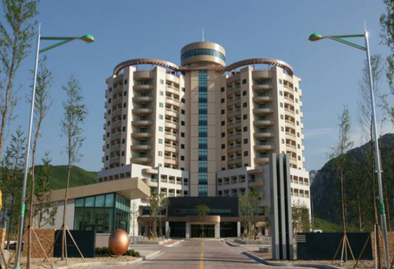 The Kumgang Mountain Separated Family Reunion Center in North Korea is seen in this photo released by South Korea's Unification Ministry. [MINISTRY OF UNIFICATION] 