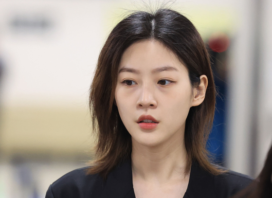 Actor Kim Sae-ron at the Seoul Central District Court in southern Seoul on April 5, 2023 [YONHAP] 