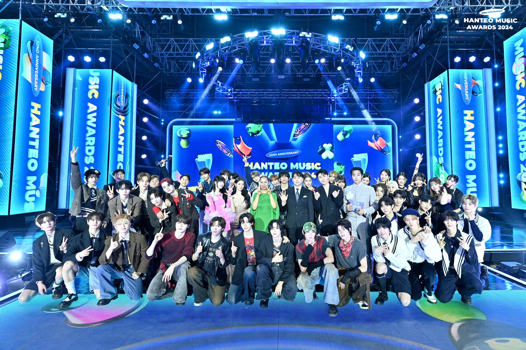 Artists pose for photos at the 32nd Hanteo Music Awards (HMA), which took place at Jangchung Arena in central Seoul on Feb. 15 and 16. [HANTEO GLOBAL]